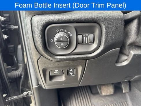 Used 2019 RAM 1500 Big Horn AWD/4WD image 22