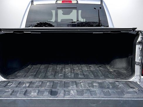 Certified 2024 RAM 1500 Laramie image 28