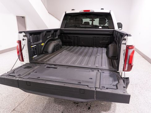 Used 2024 Ford F150 King Ranch w/ FX4 Off-Road Package AWD/4WD image 11