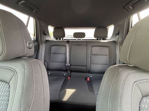 Used 2025 Chevrolet Equinox LT FWD image 39