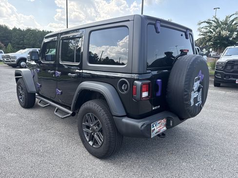 Used 2024 Jeep Wrangler Unlimited Sport AWD/4WD image 5