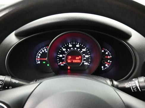 Used 2019 Kia Soul + FWD image 11