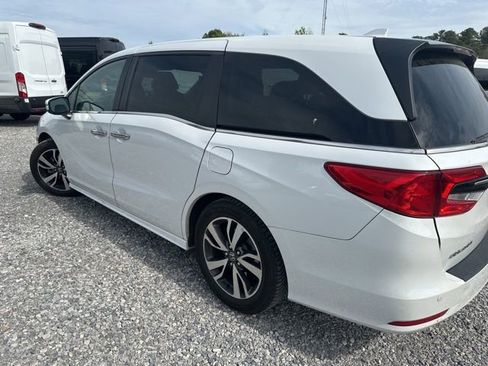 Used 2021 Honda Odyssey Touring image 5