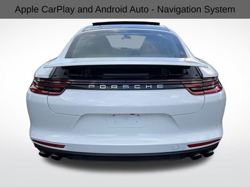 Used 2018 Porsche Panamera 4S image 9