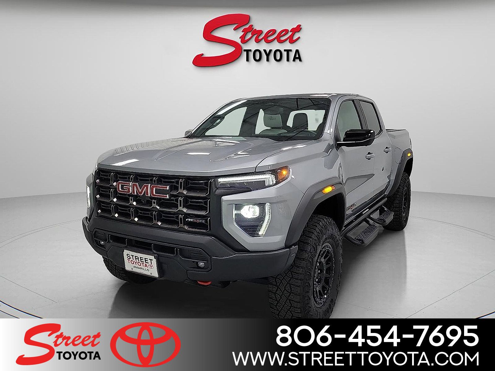 Used 2024 GMC Canyon AT4X w/ AT4X AEV Edition AWD/4WD image 1