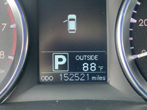 Used 2015 Toyota Highlander Plus AWD/4WD image 31