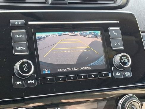 Used 2017 Honda CR-V LX image 17