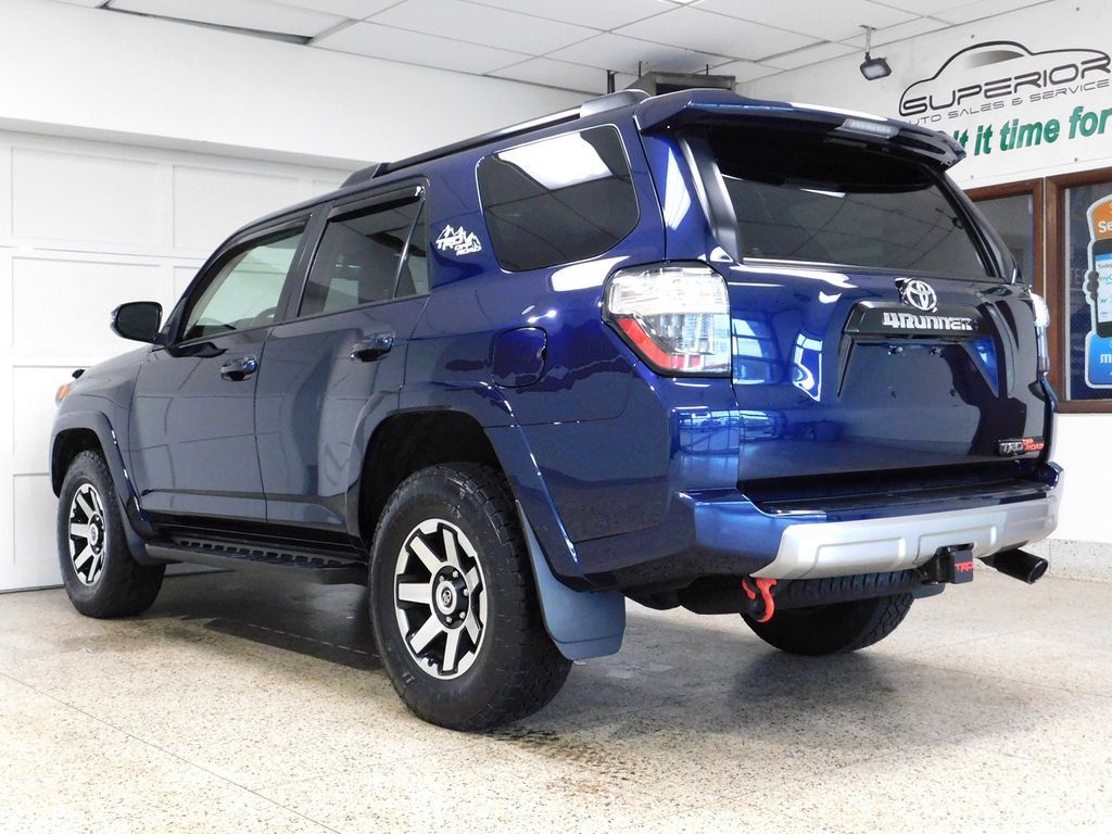 Used 2023 Toyota 4Runner TRD Off-Road Premium w/ Moonroof Package AWD/4WD image 6