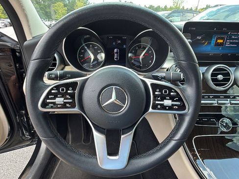 Used 2019 Mercedes-Benz C 300 Sedan image 25
