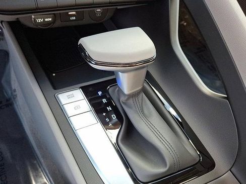 New 2025 Hyundai Elantra Sport image 7