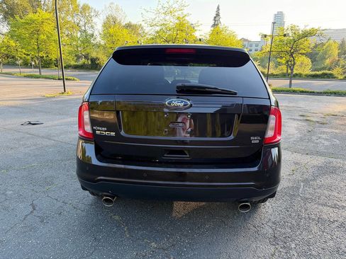 Used 2014 Ford Edge SEL w/ Driver Entry Package AWD/4WD image 9