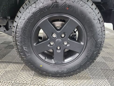 Used 2017 Jeep Wrangler Unlimited Sport AWD/4WD image 17