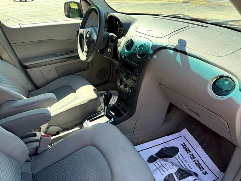 Used 2008 Chevrolet HHR LT w/ Enhanced Safety Package FWD image 26