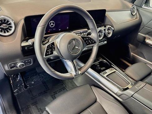Used 2026 Mercedes-Benz GLA 250 4MATIC image 9