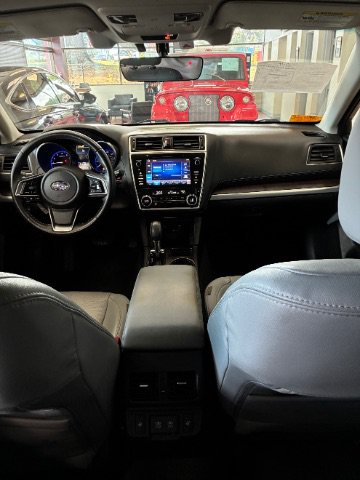 Used 2019 Subaru Outback 2.5i Limited AWD/4WD image 30