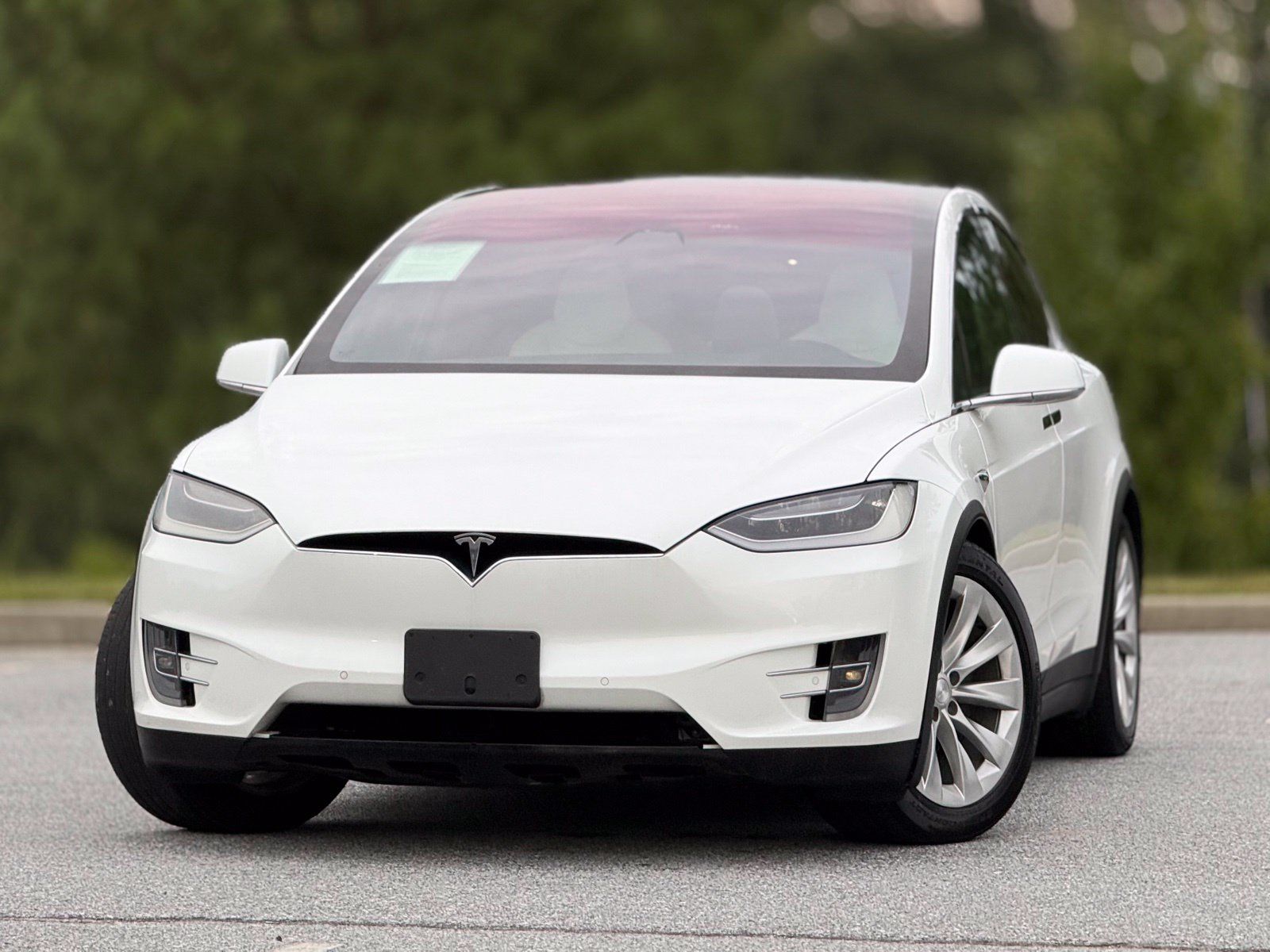 Used 2018 Tesla Model X 75D AWD/4WD image 2
