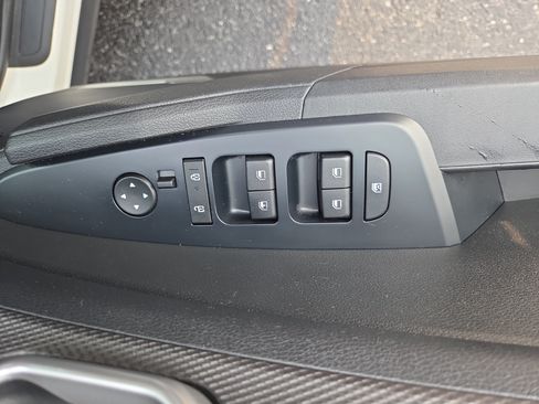 Used 2023 Kia Sportage LX AWD/4WD image 30