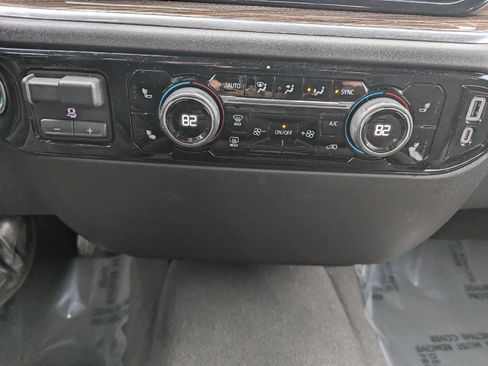 Used 2025 Chevrolet Silverado 1500 LT image 18