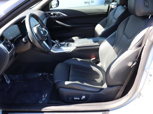 Used 2022 BMW 430i Convertible w/ M Sport Package image 13