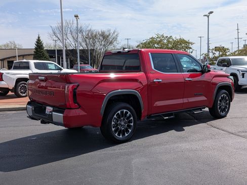 Used 2025 Toyota Tundra Limited AWD/4WD image 9