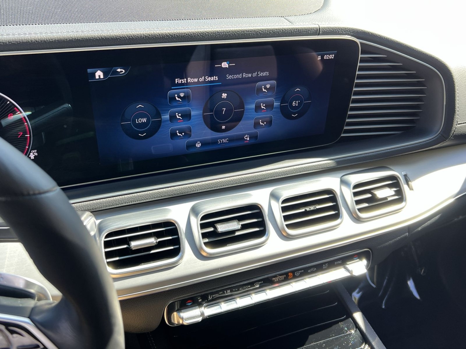 Certified 2025 Mercedes-Benz GLS 450 4MATIC image 26