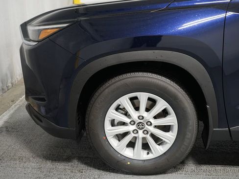 New 2026 Toyota Grand Highlander AWD Hybrid image 5