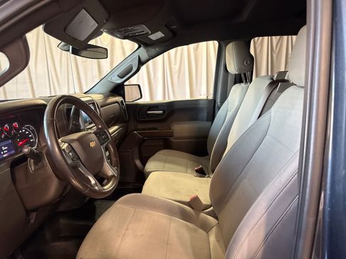 Used 2020 Chevrolet Silverado 1500 LT w/ Convenience Package RWD image 18