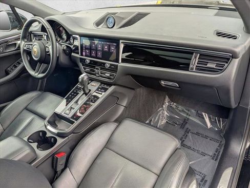 Used 2023 Porsche Macan S image 23