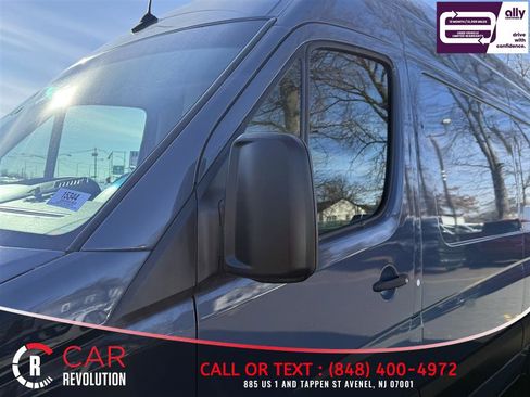 Used 2018 Mercedes-Benz Sprinter 2500 image 25
