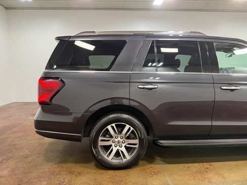 Used 2024 Ford Expedition Limited AWD/4WD image 33