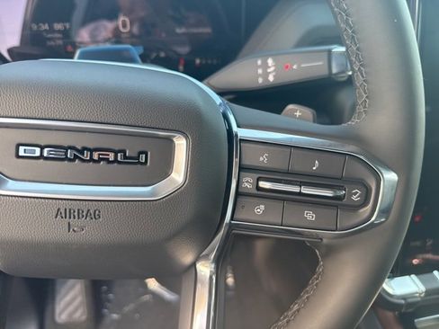 New 2025 GMC Yukon XL Denali w/ Denali Reserve Package image 17