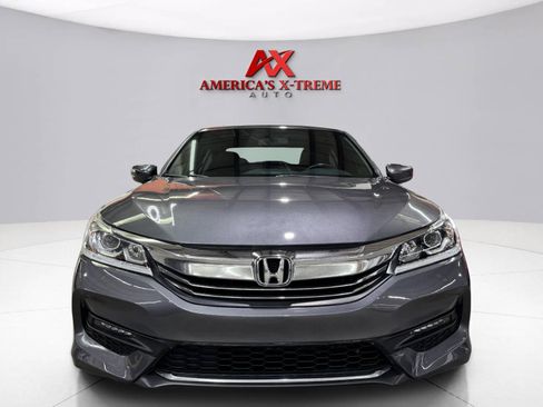 Used 2017 Honda Accord Sport image 5