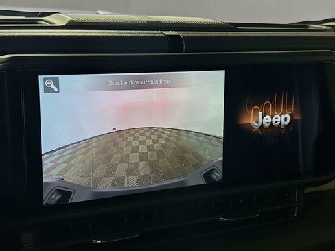 New 2025 Jeep Gladiator Willys image 17