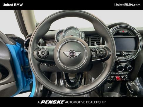 Used 2018 MINI Cooper S image 6