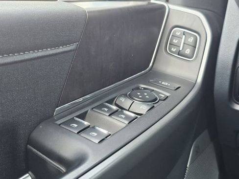 Certified 2024 Ford F250 Lariat w/ Lariat Ultimate Package image 16