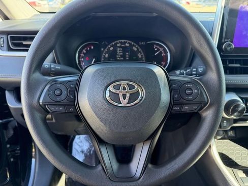 Used 2024 Toyota RAV4 XLE image 12