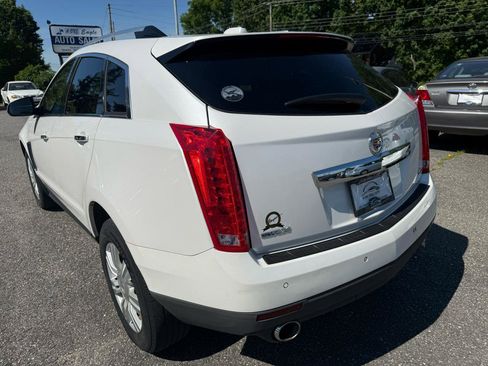 Used 2015 Cadillac SRX Luxury FWD image 4