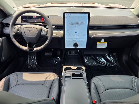 New 2025 Ford Mustang Mach-E Premium image 18