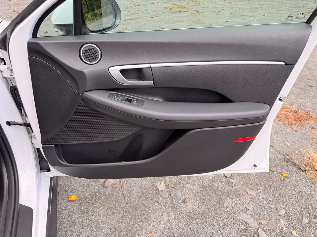 Certified 2026 Hyundai Sonata SE FWD image 13