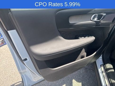 Used 2024 Volvo XC40 B5 Plus w/ Climate Package AWD/4WD image 19