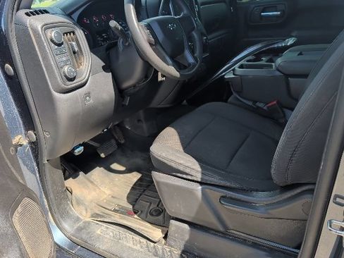 Used 2021 Chevrolet Silverado 1500 Custom Trail Boss AWD/4WD image 15