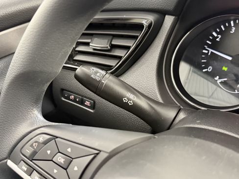 Used 2021 Nissan Rogue Sport S AWD/4WD image 14