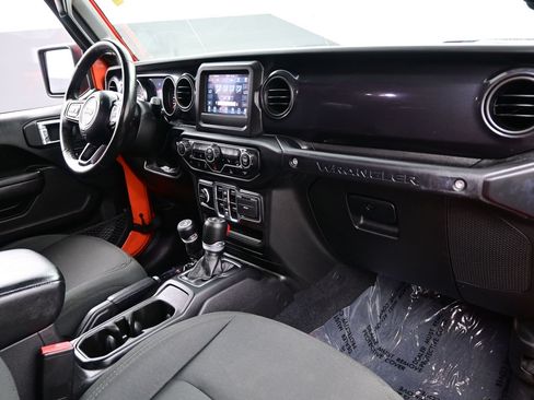 Used 2023 Jeep Wrangler Unlimited Sport AWD/4WD image 16