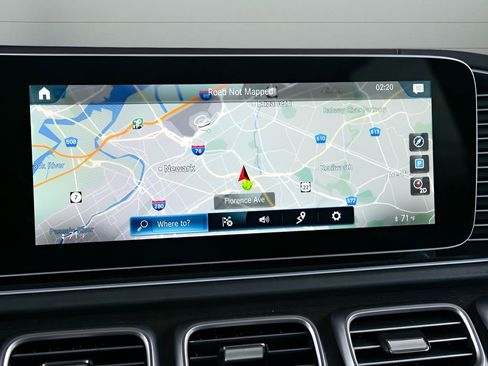 Used 2023 Mercedes-Benz Maybach GLS 600 4MATIC image 69