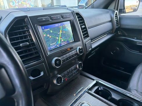 Used 2020 Ford Expedition Limited w/ Equipment Group 302A image 8