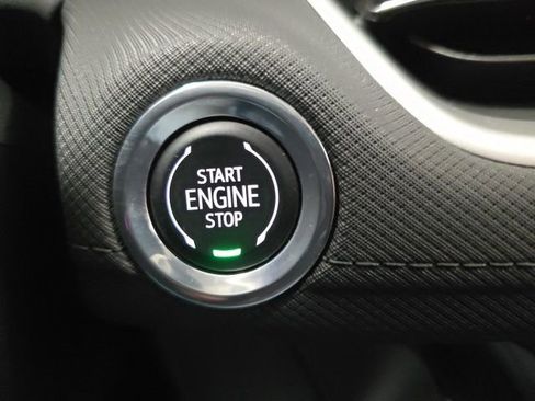 Certified 2024 Chevrolet TrailBlazer LT w/ LT Cold Weather Package image 18