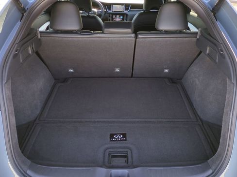 Used 2023 INFINITI QX55 Essential w/ Accent Package image 13