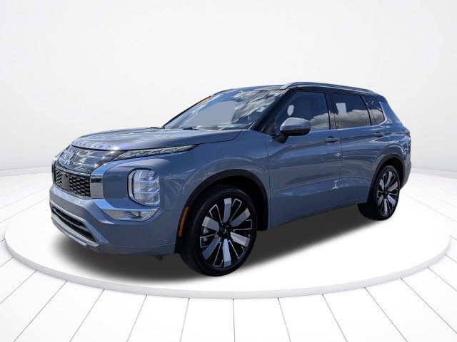 Used 2025 Mitsubishi Outlander SEL FWD image 7