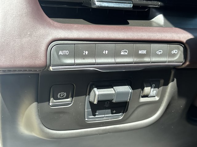 Used 2023 Cadillac Escalade Premium Luxury Platinum AWD/4WD image 29