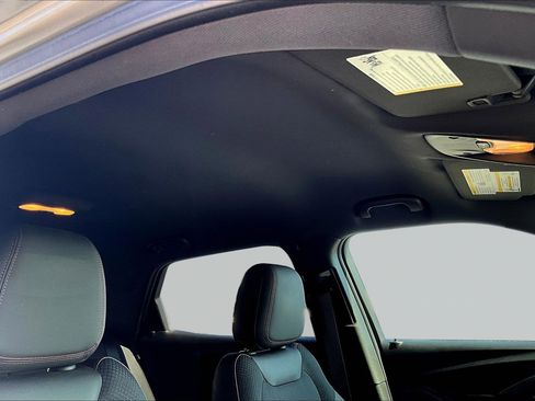 Used 2023 Chevrolet TrailBlazer RS w/ Convenience Package image 19